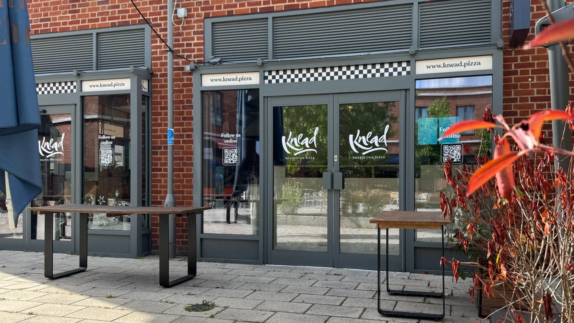 Knead-Restaurant-shopfront2-scaled.jpg
