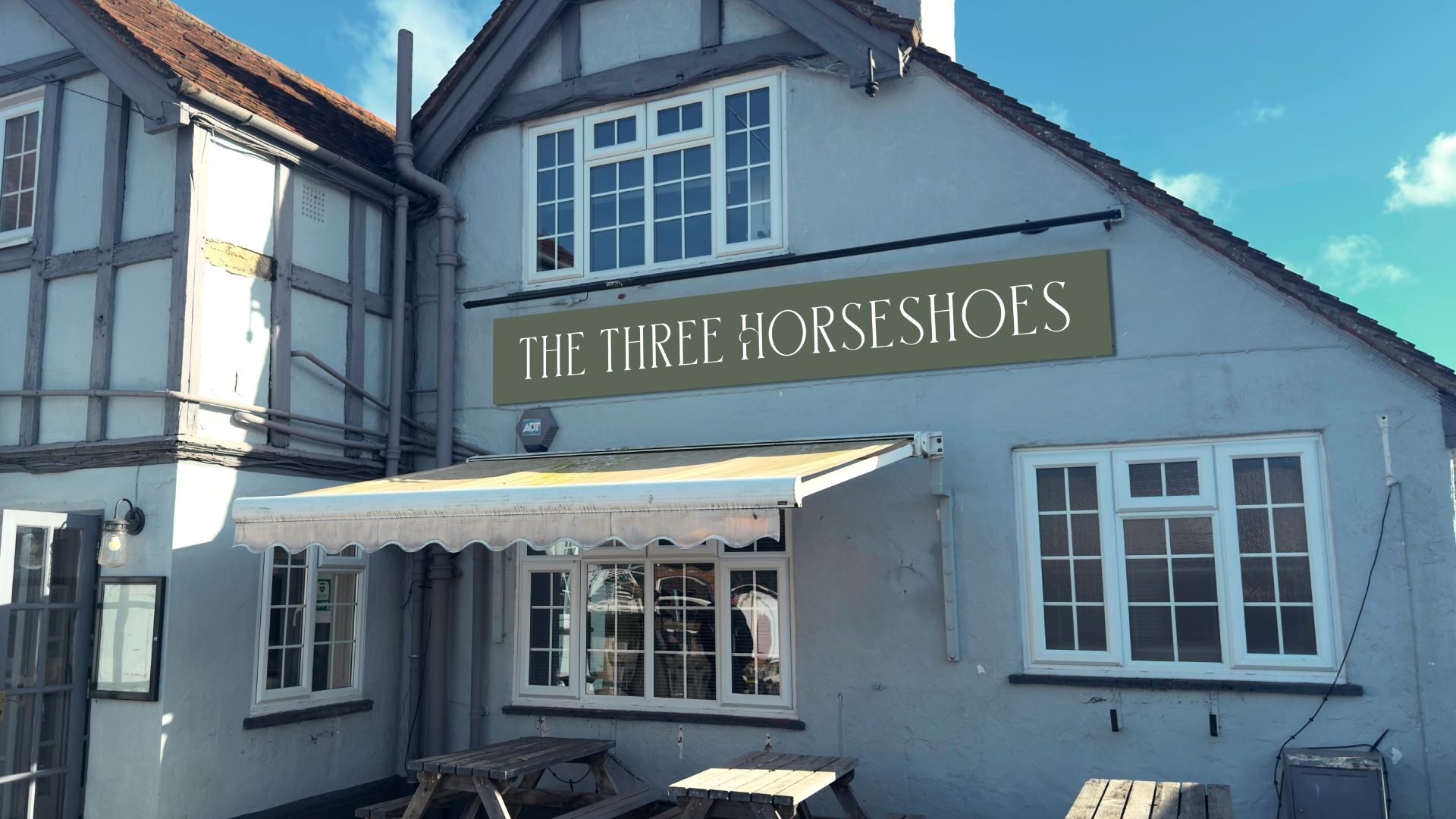 Raised-tray-sign-and-lettering-printed-and-installed-for-the-Three-Horseshoes-pub-scaled.jpg
