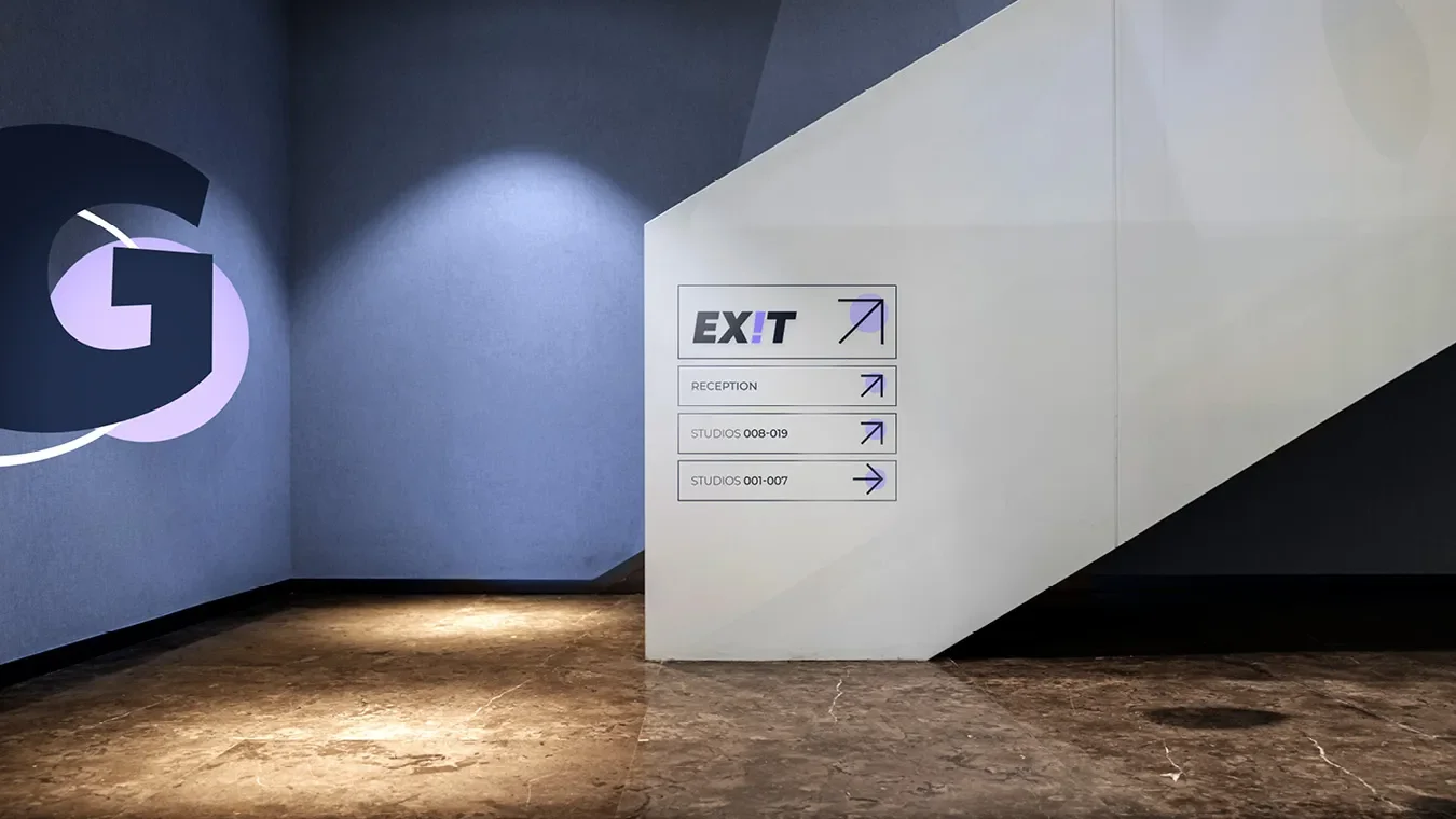 Wayfinding-vinyl-as-part-of-a-re-brand-for-an-it-support-company.webp
