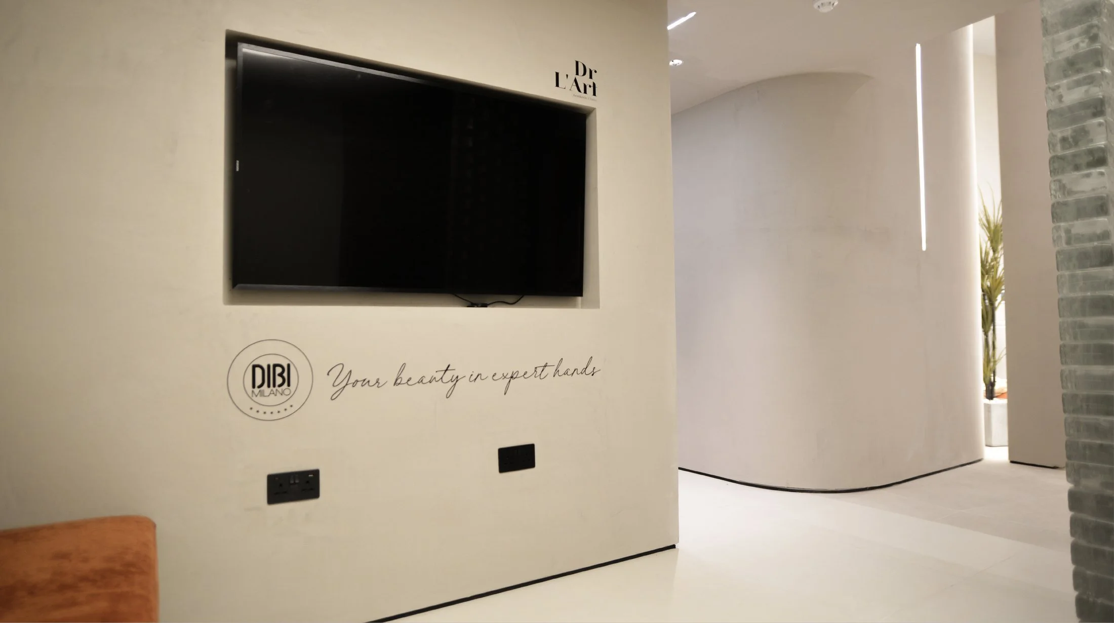 Dr-LArt-Oxford-street-clinic-waiting-area-wall-vinyl-decals-.jpg