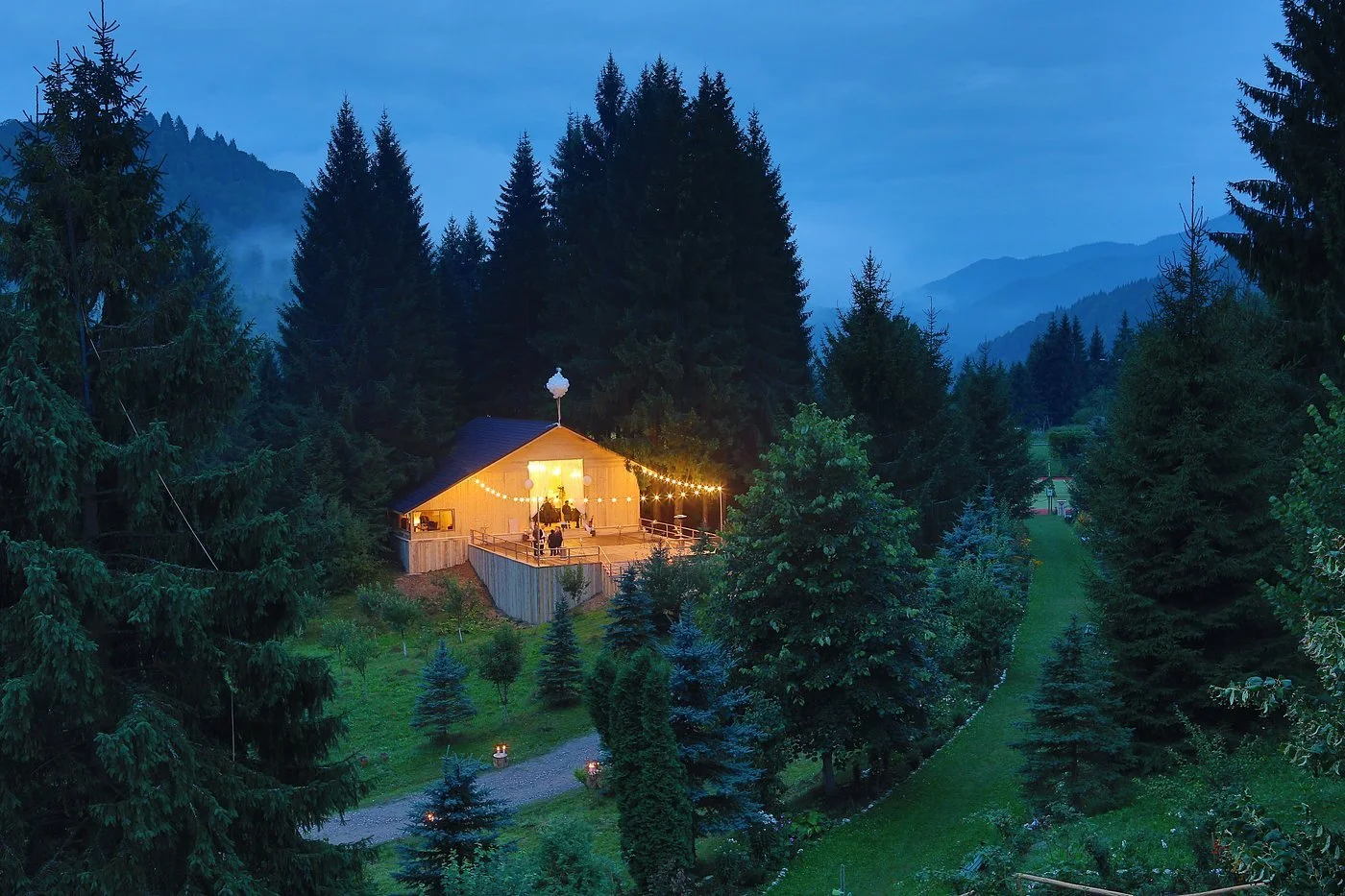 hadar-chalet 3.jpeg