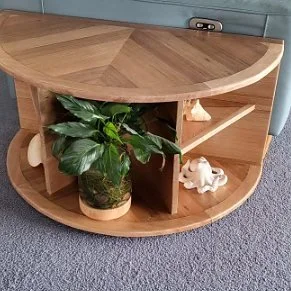findaway_curved_table_web.jpg