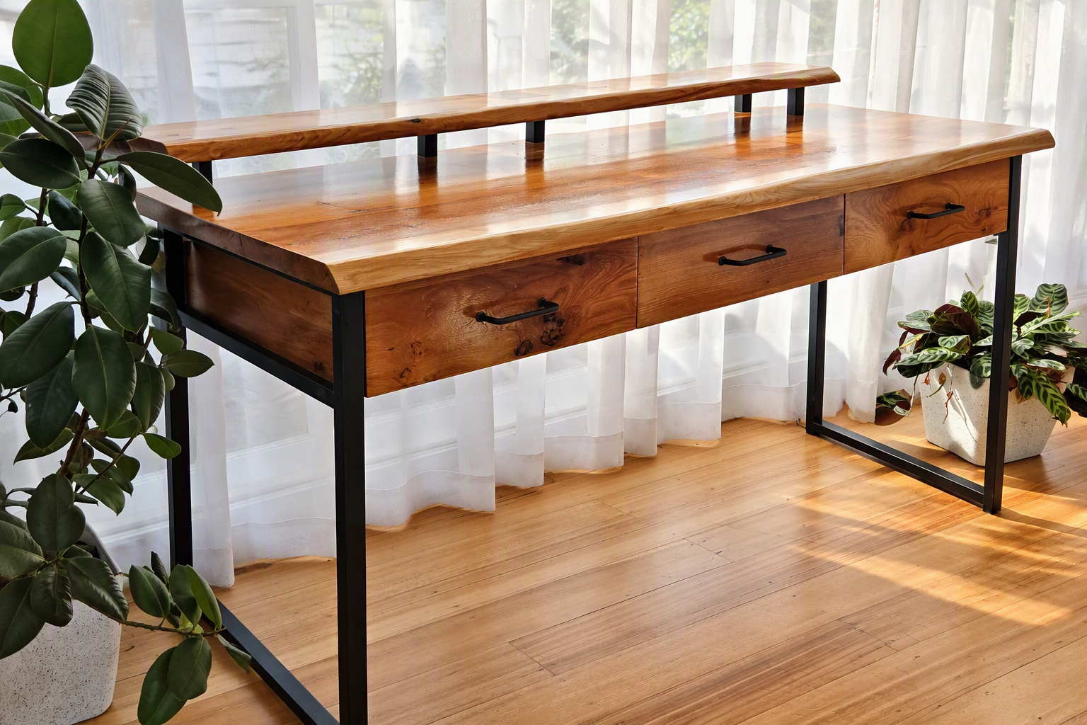 aidens desk optimised.png