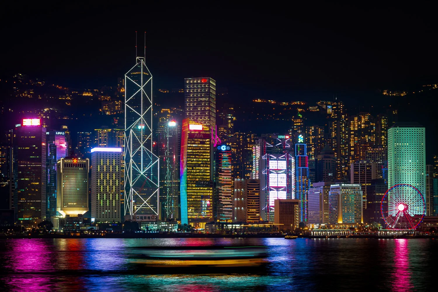 AJ6372 - Structure and Reflection - 維港夜色