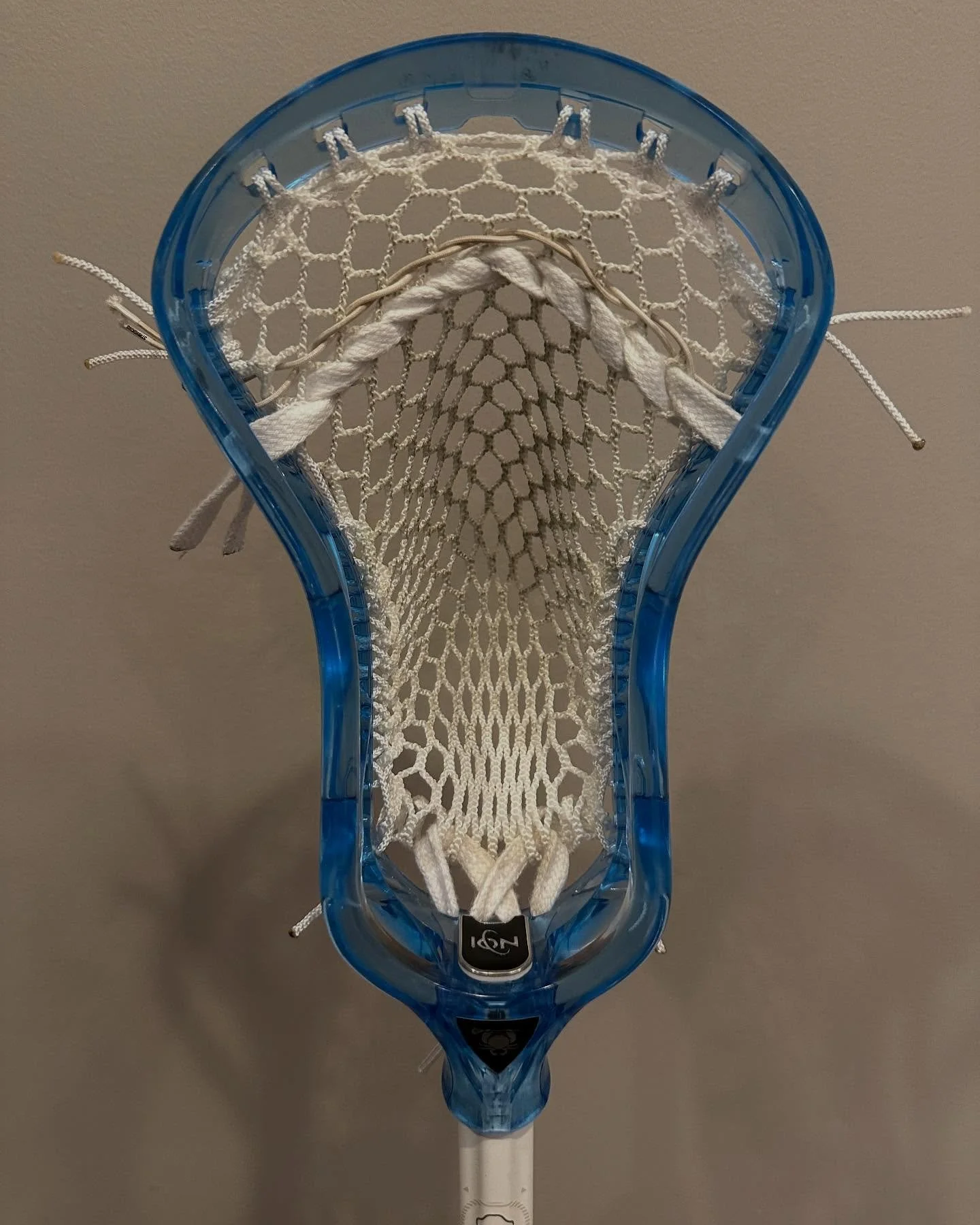 Frost blue string to the inside.