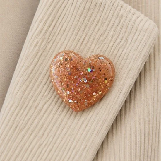 Broche 💗 en résine