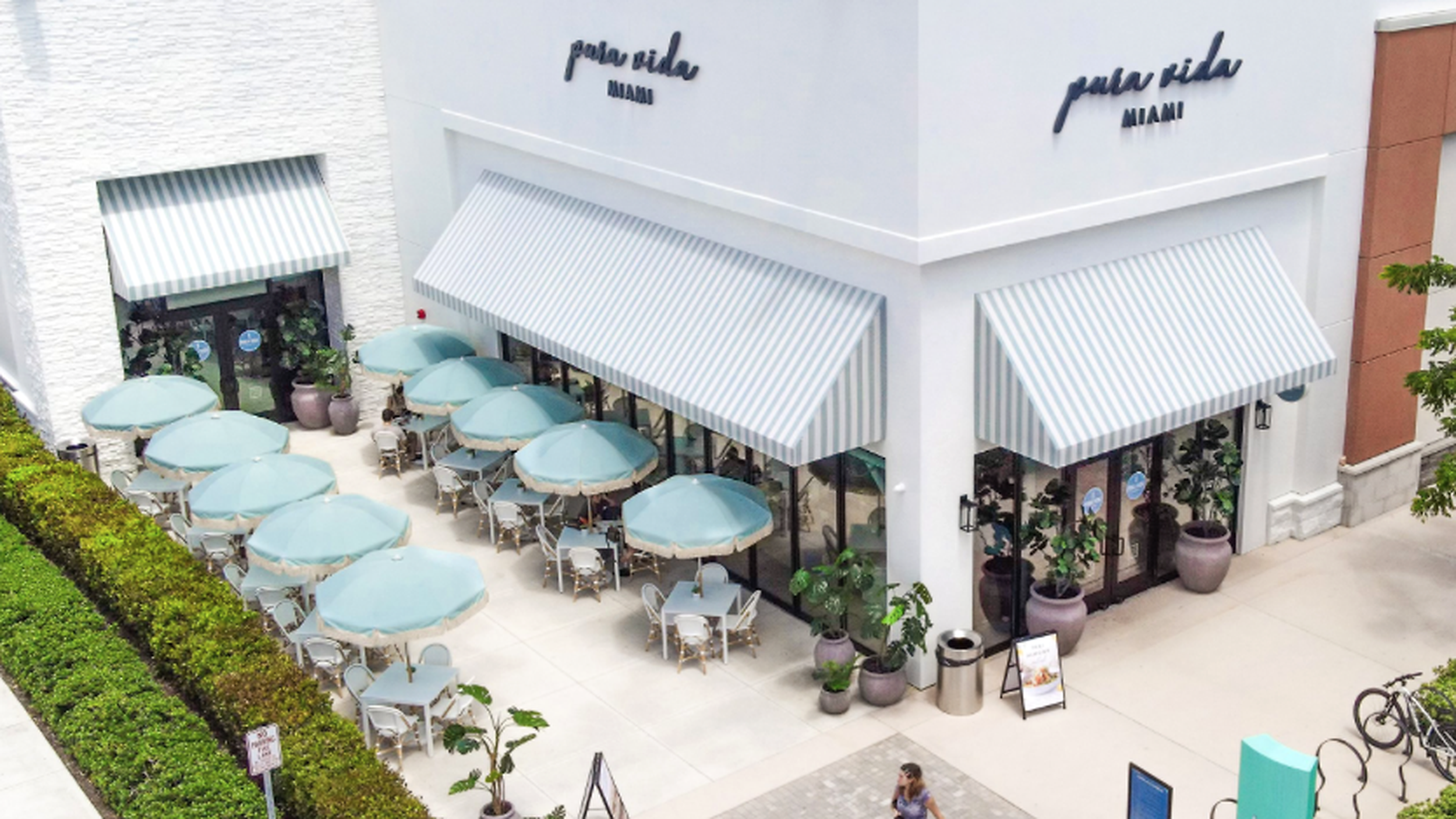 DANIA POINTE