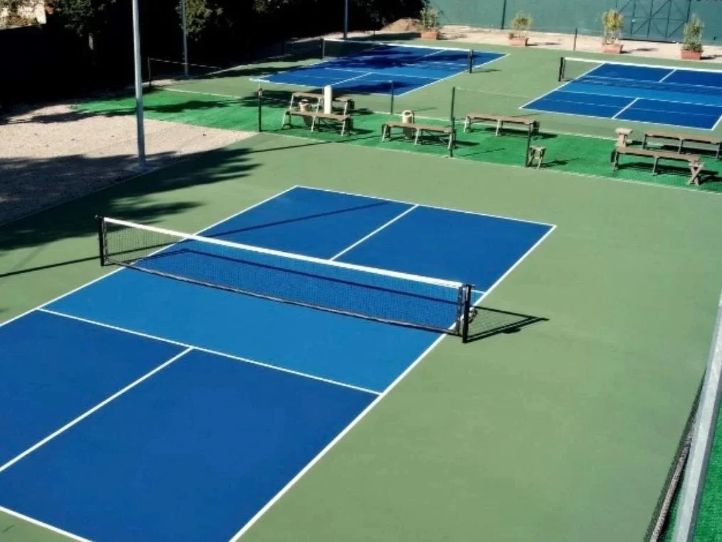 The three pickleball courts at Clube Tenis Estoril