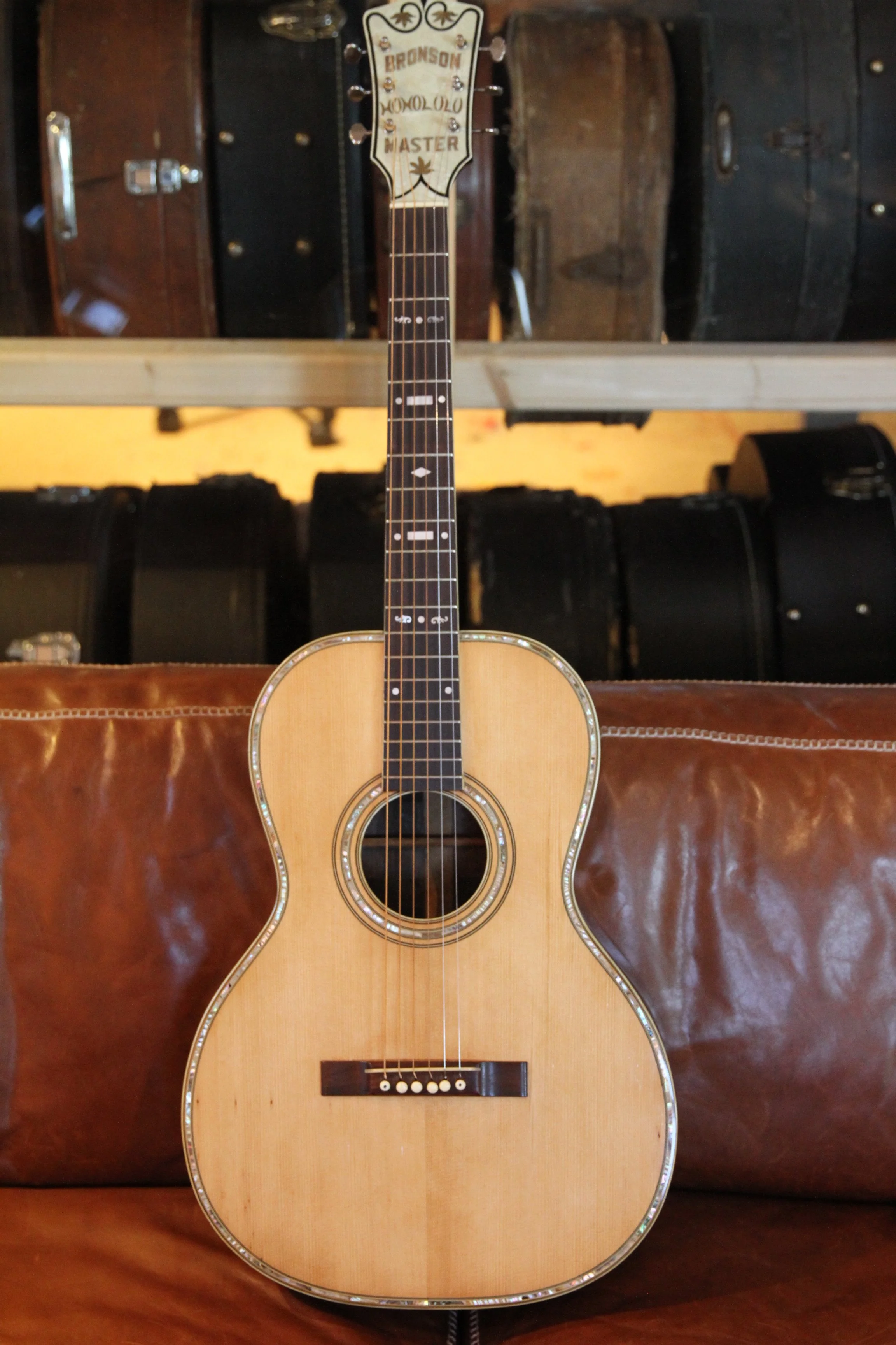 Bronson Honolulu Master 00-size front