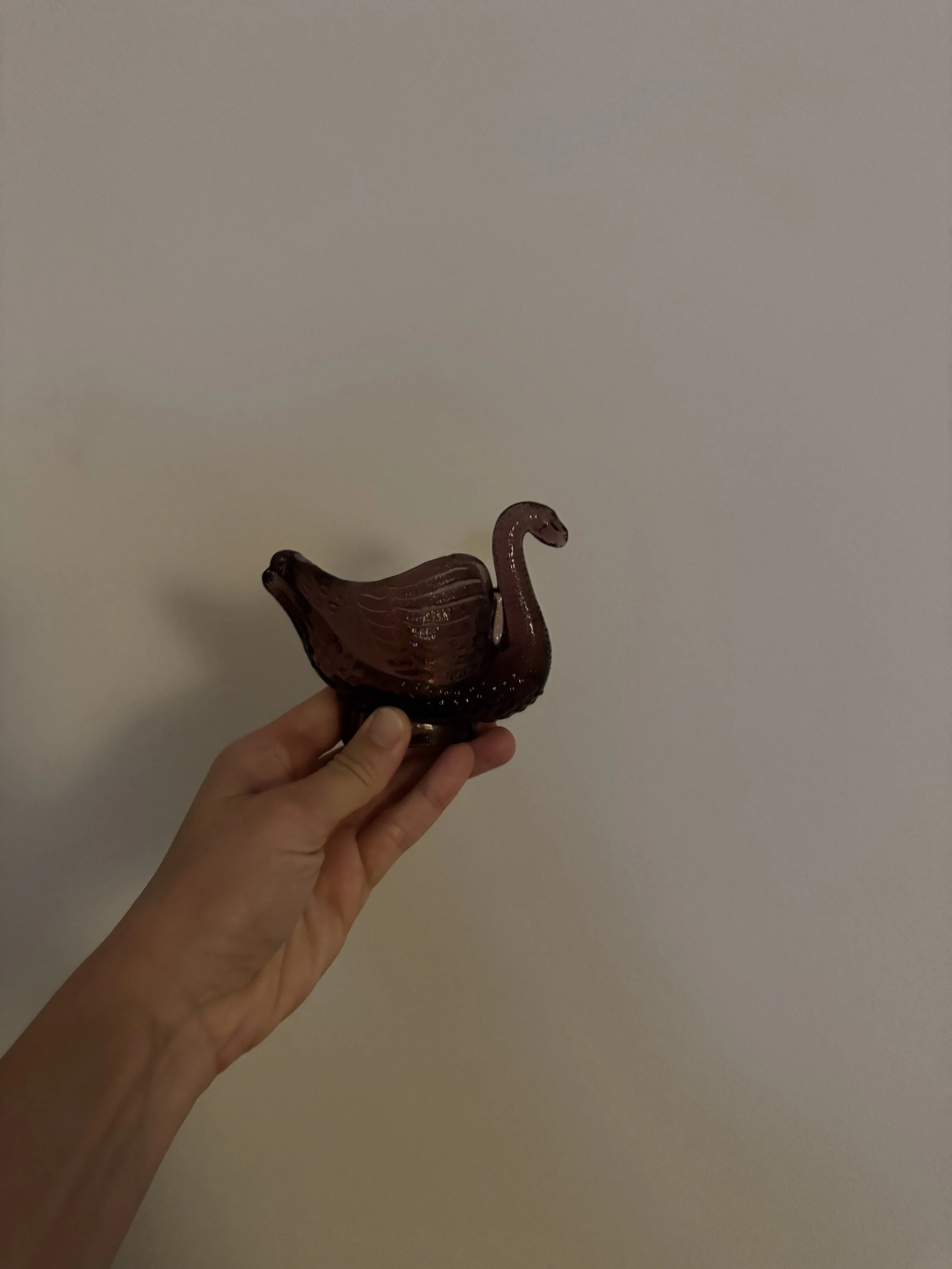 Mini Mauve Swan Glass Dish
