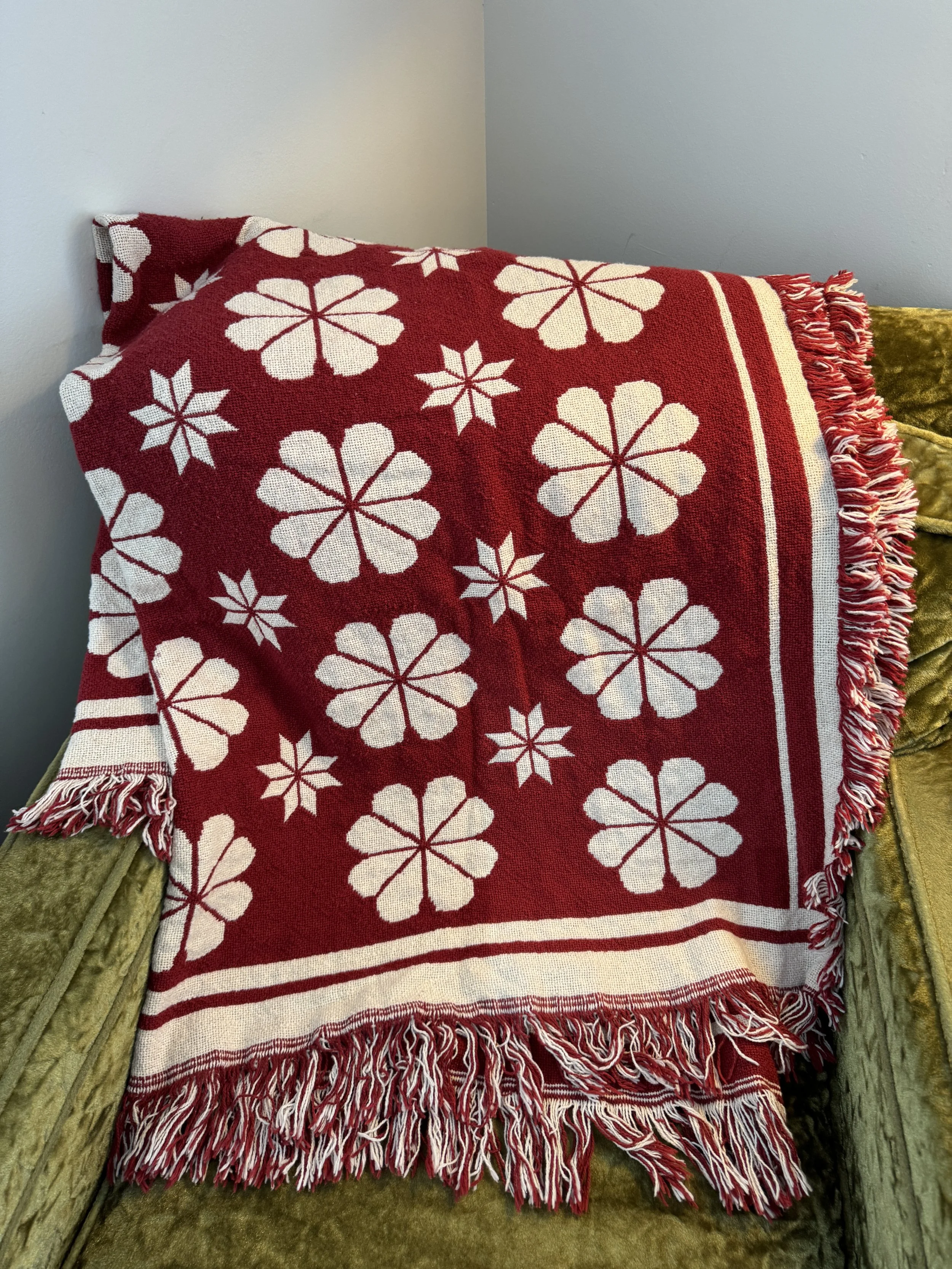 Red & Cream Throw Blanket