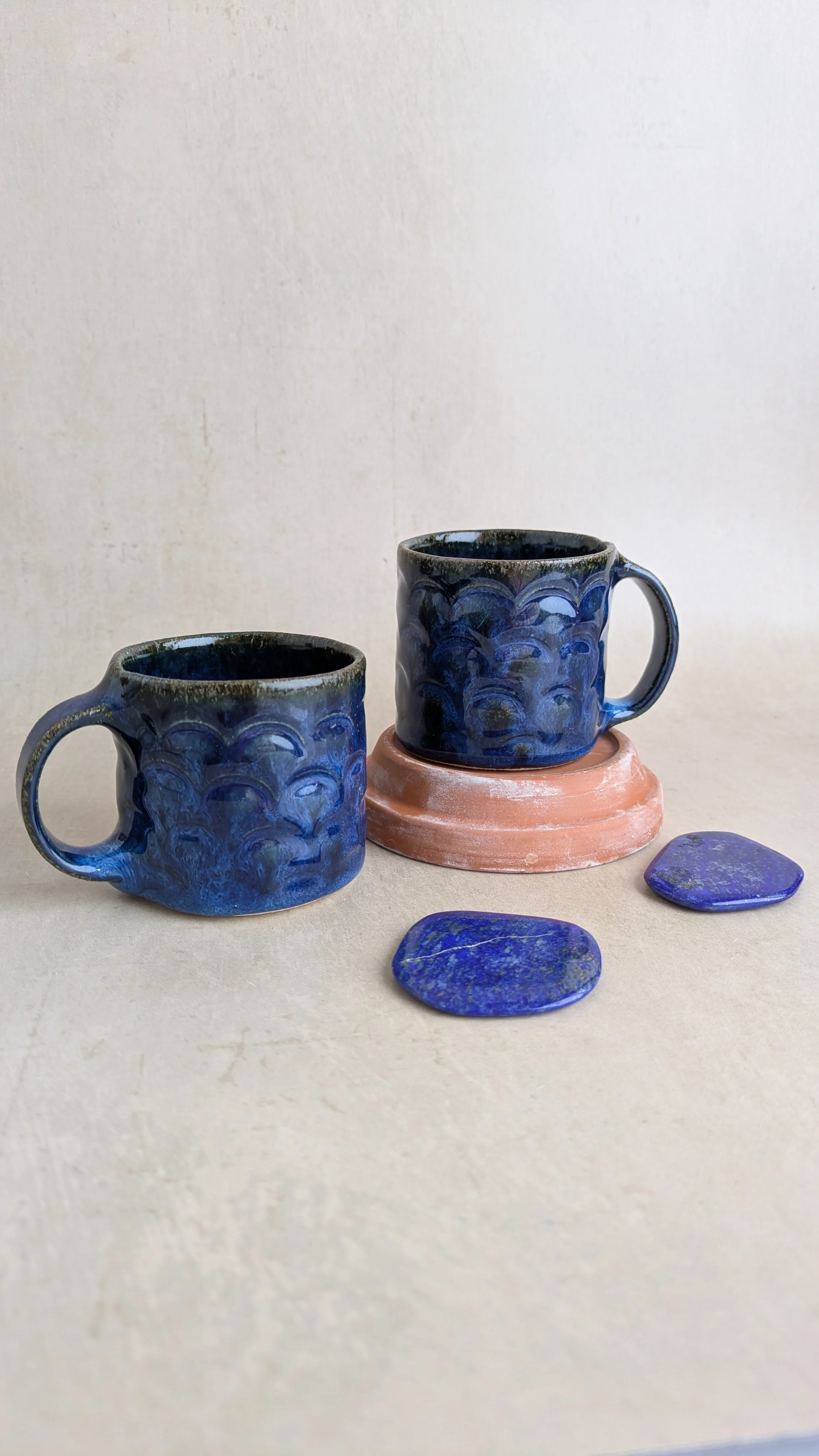 Small Arch Textured Mug in Azul Lazuli