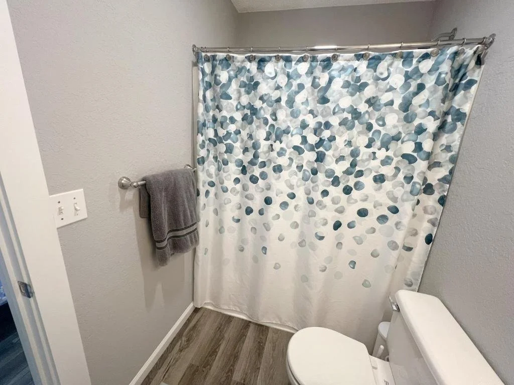 private bath shower/tub
