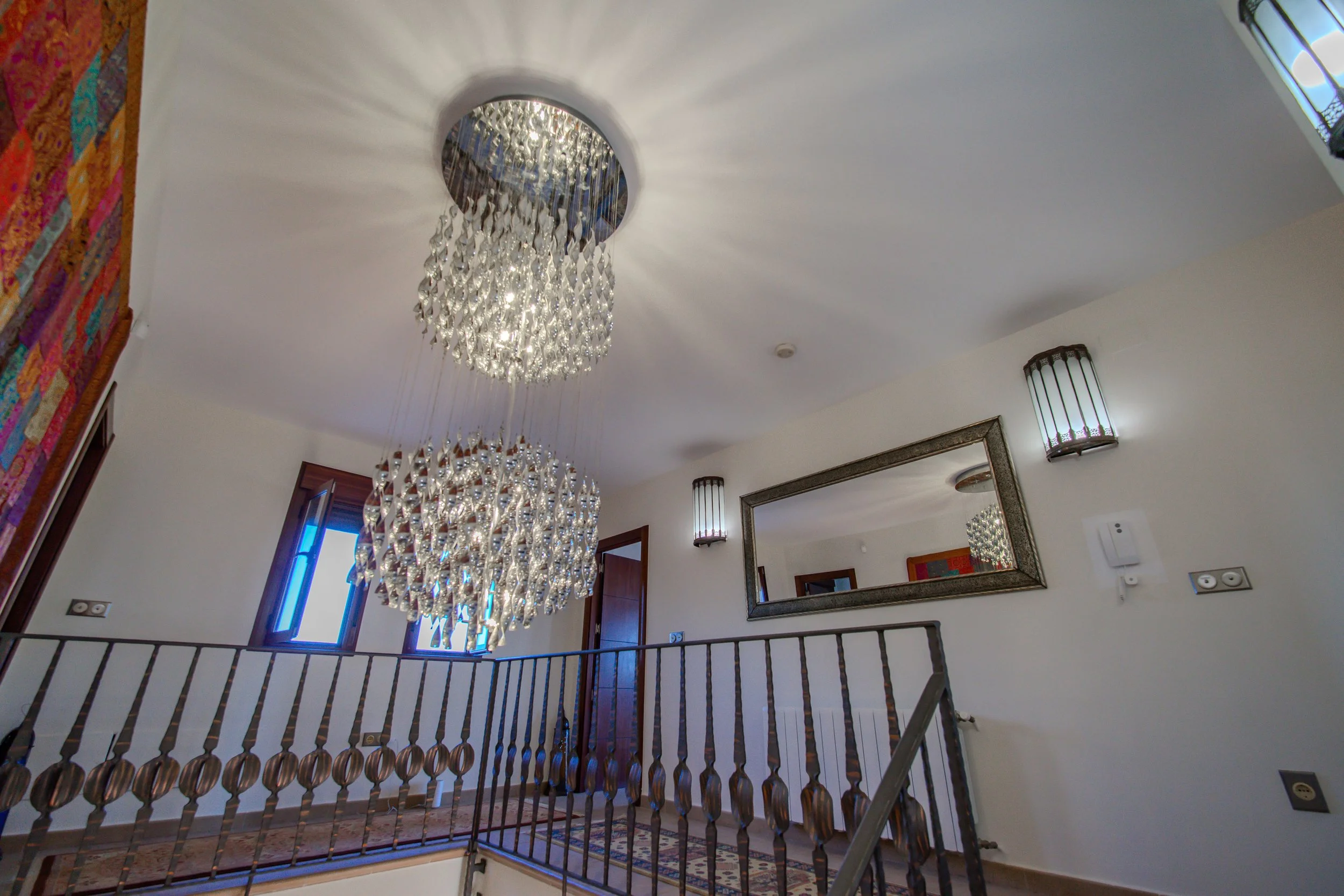chandelier.jpg
