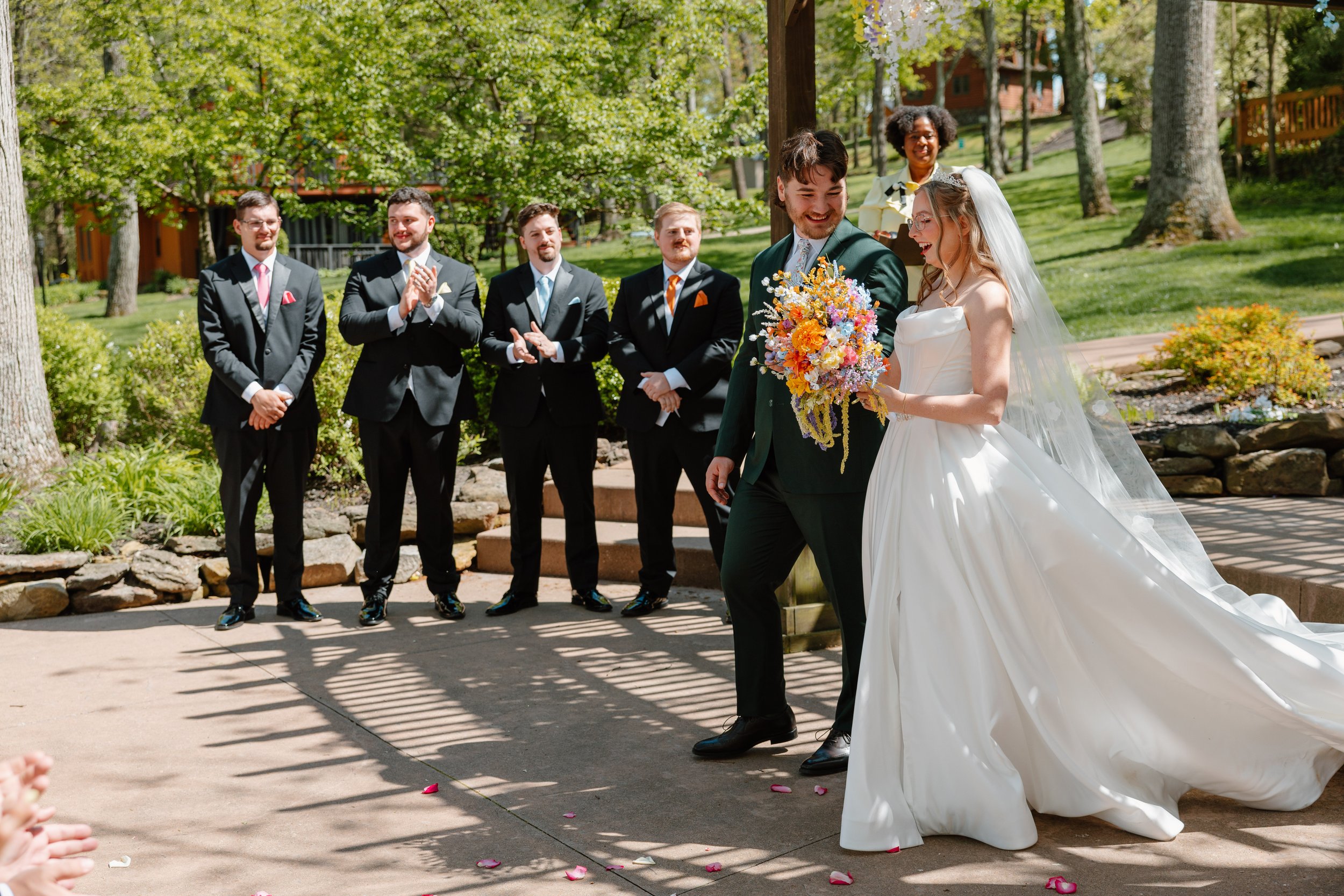 landolls-mohican-castle-recessional-walk-down-aisle.jpg