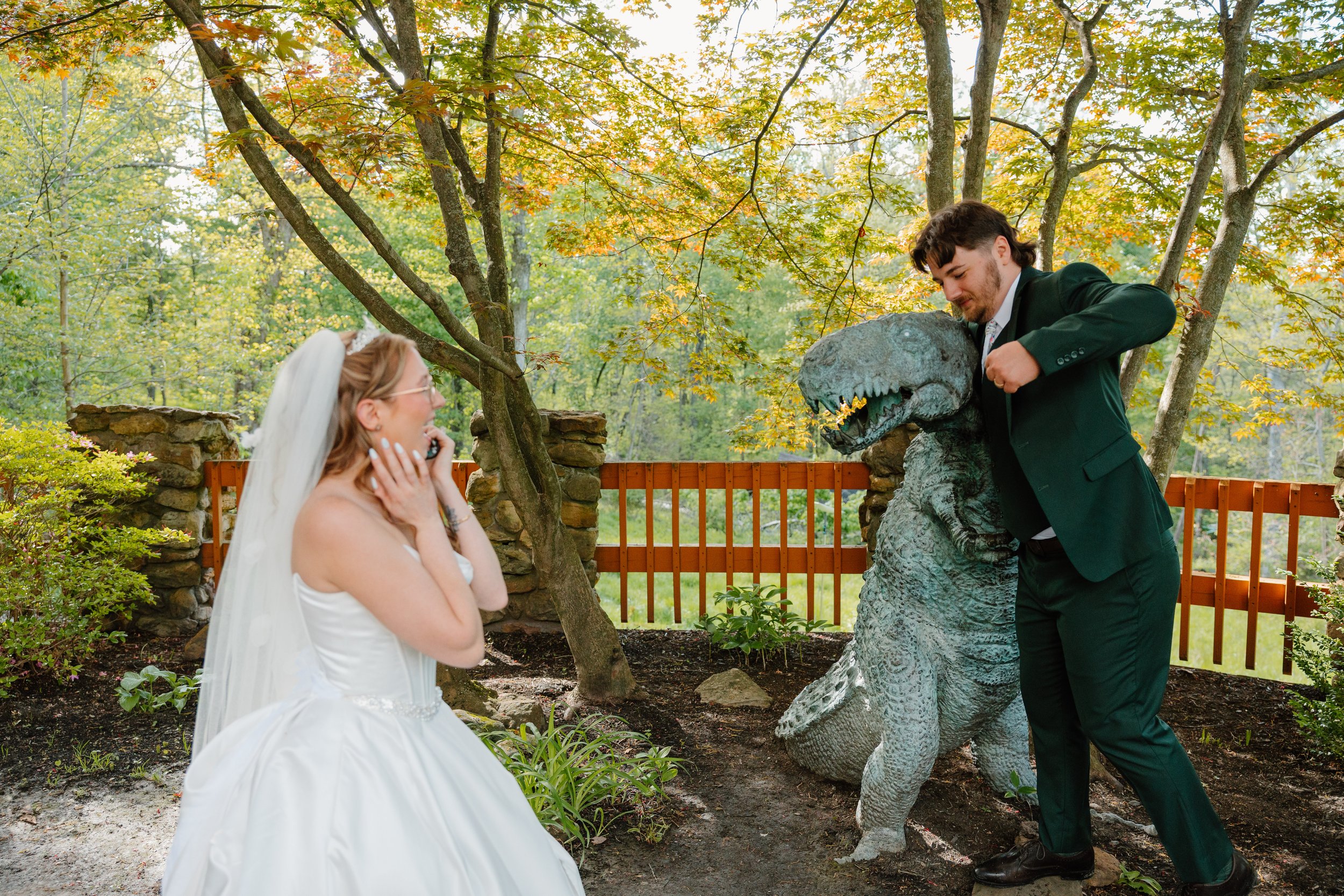 funny-dinosaur-wedding-photo-mohican-castle.jpg