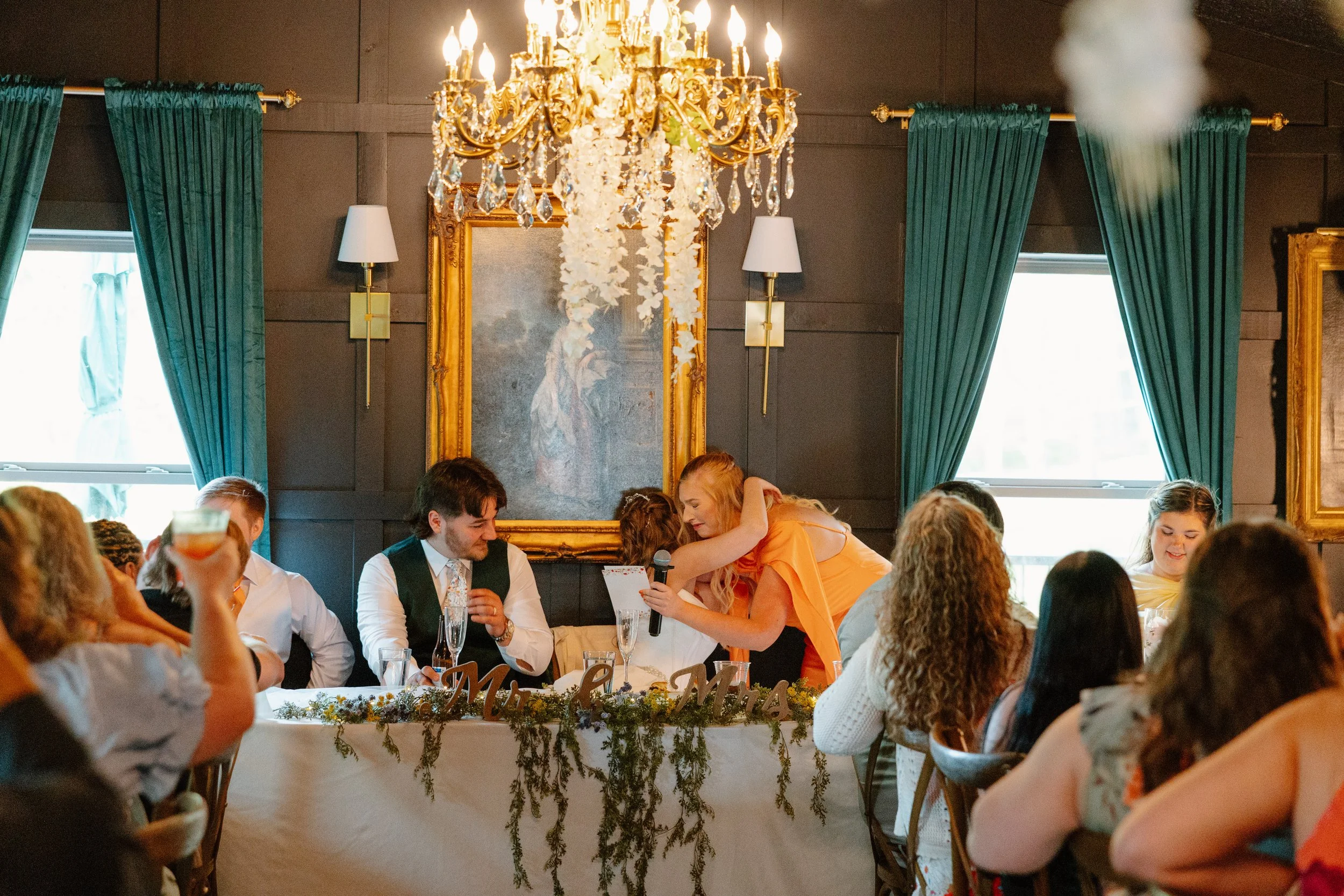 landolls-mohican-castle-wedding-head-table-toast.jpg