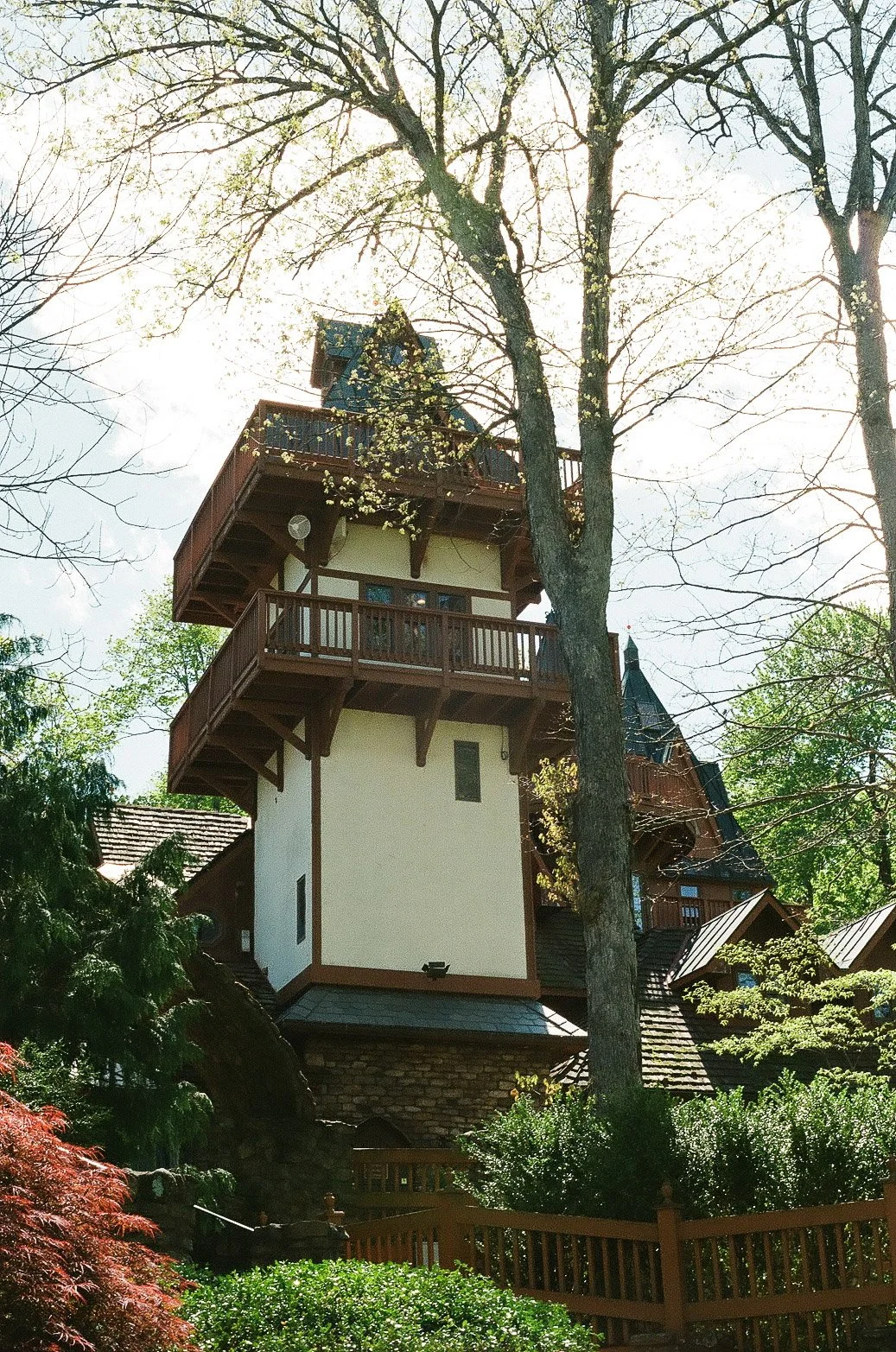 landolls-mohican-castle-tower-venue-view.jpg