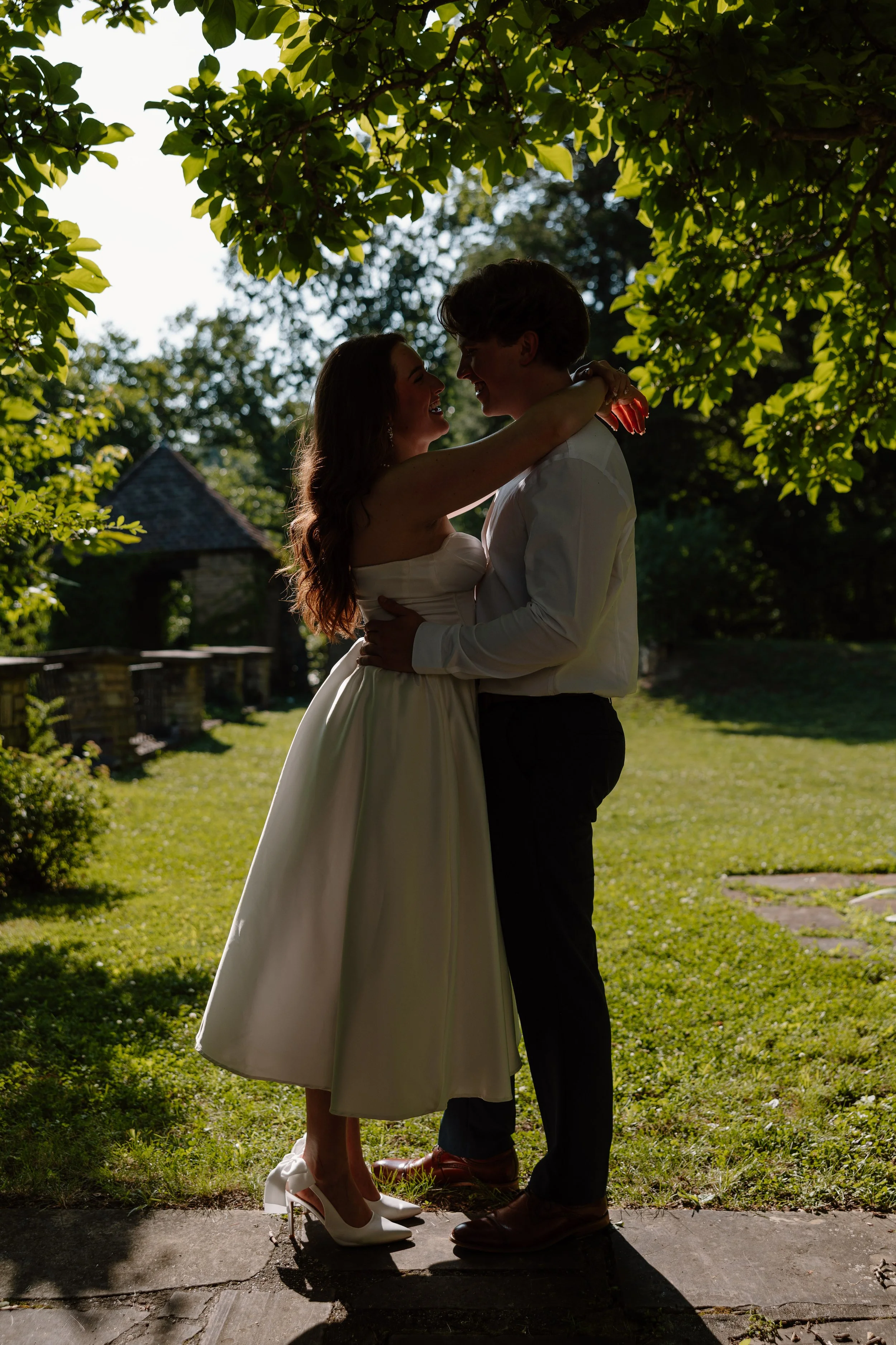 portsmouth-monastery-engagement-silhouette.jpg