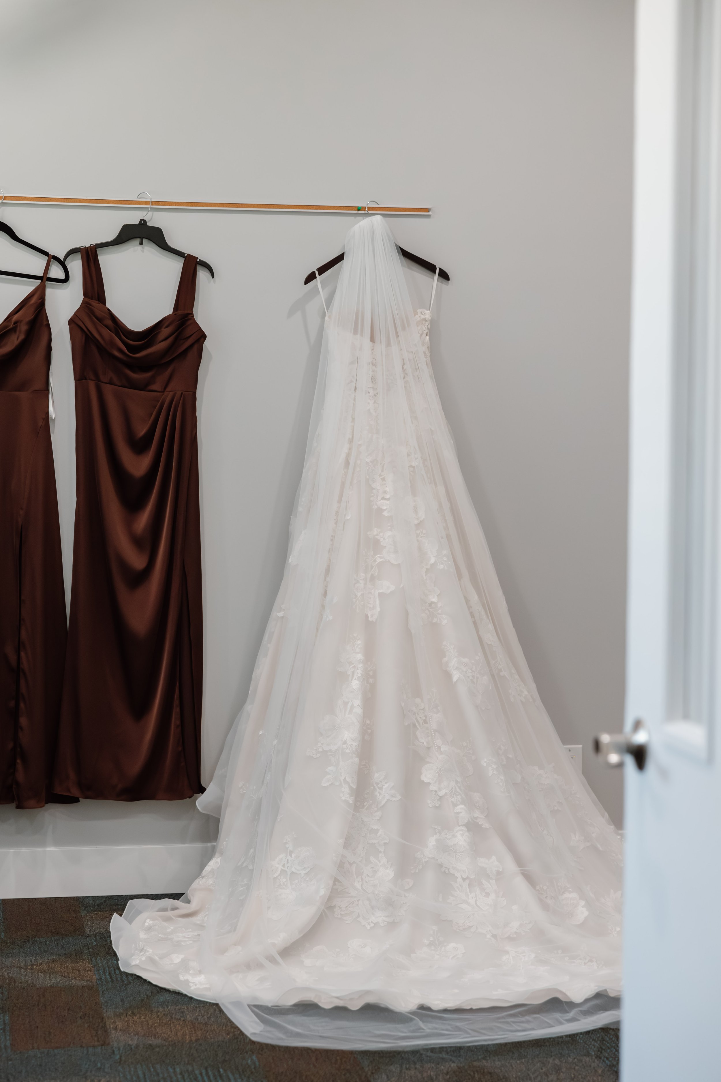 Kerrie_Arthur_Documentry_Style_Wedding_Saugtuck,MI-1.jpg