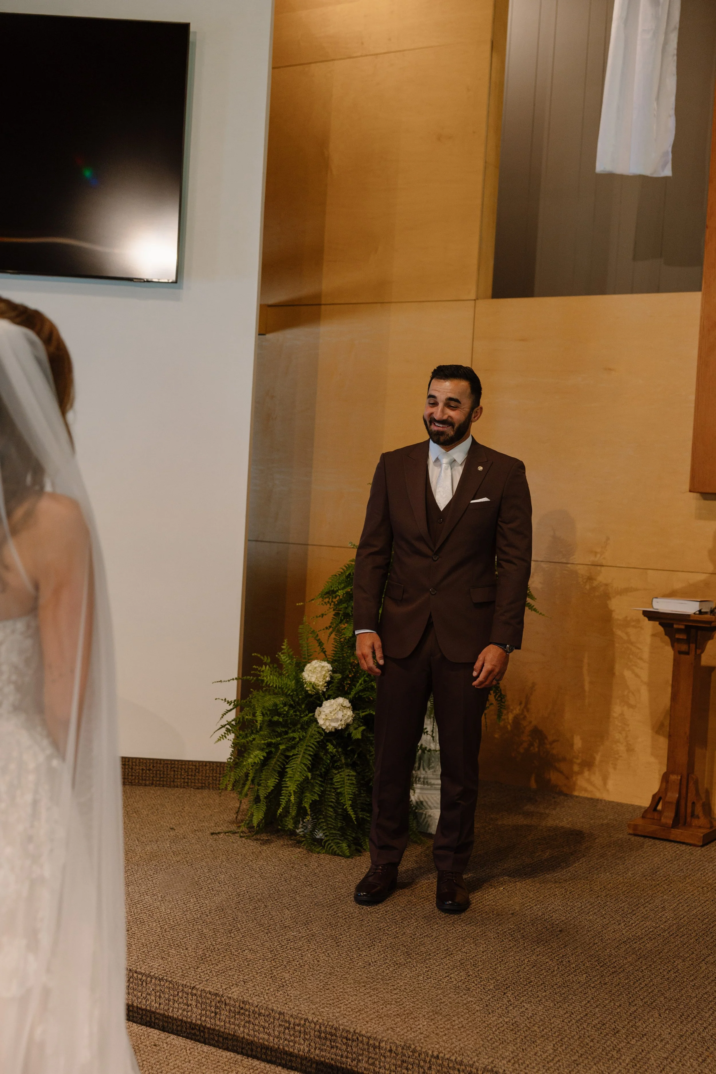 Kerrie_Arthur_Documentry_Style_Wedding_Saugtuck,MI-9.jpg