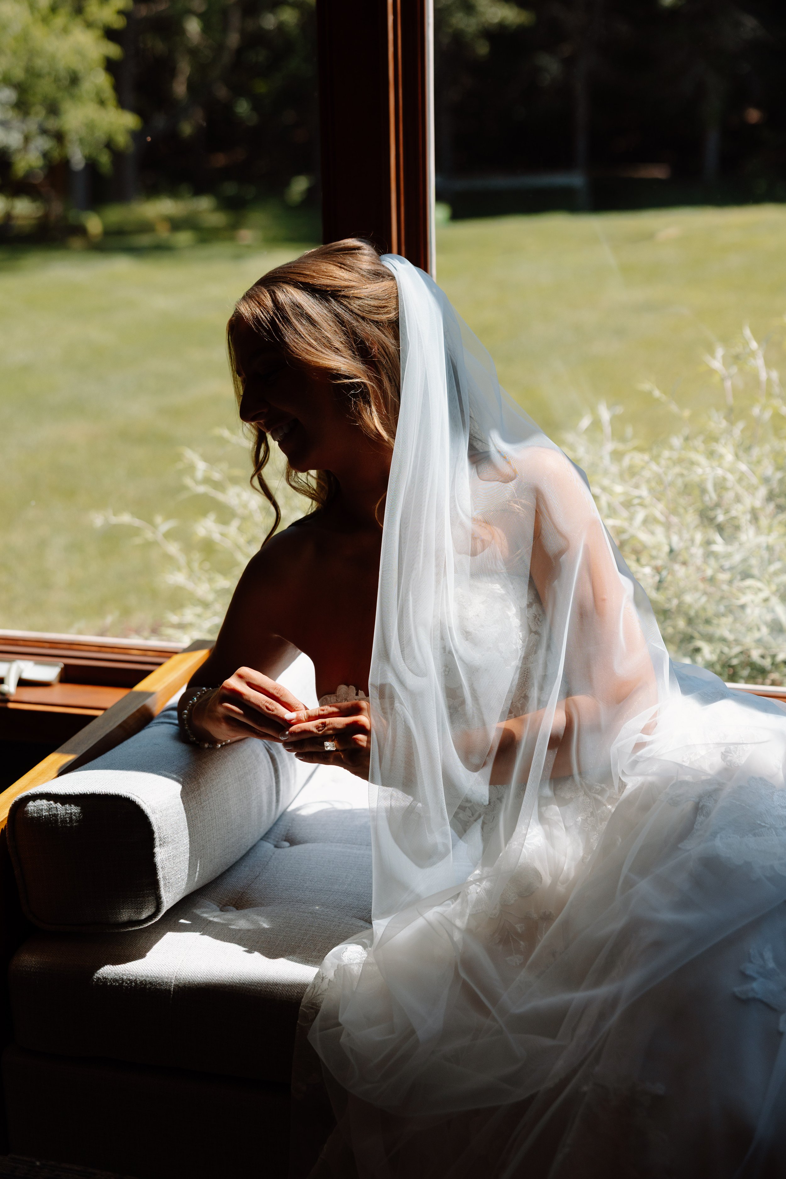Kerrie_Arthur_Documentry_Style_Wedding_Saugtuck,MI-21.jpg