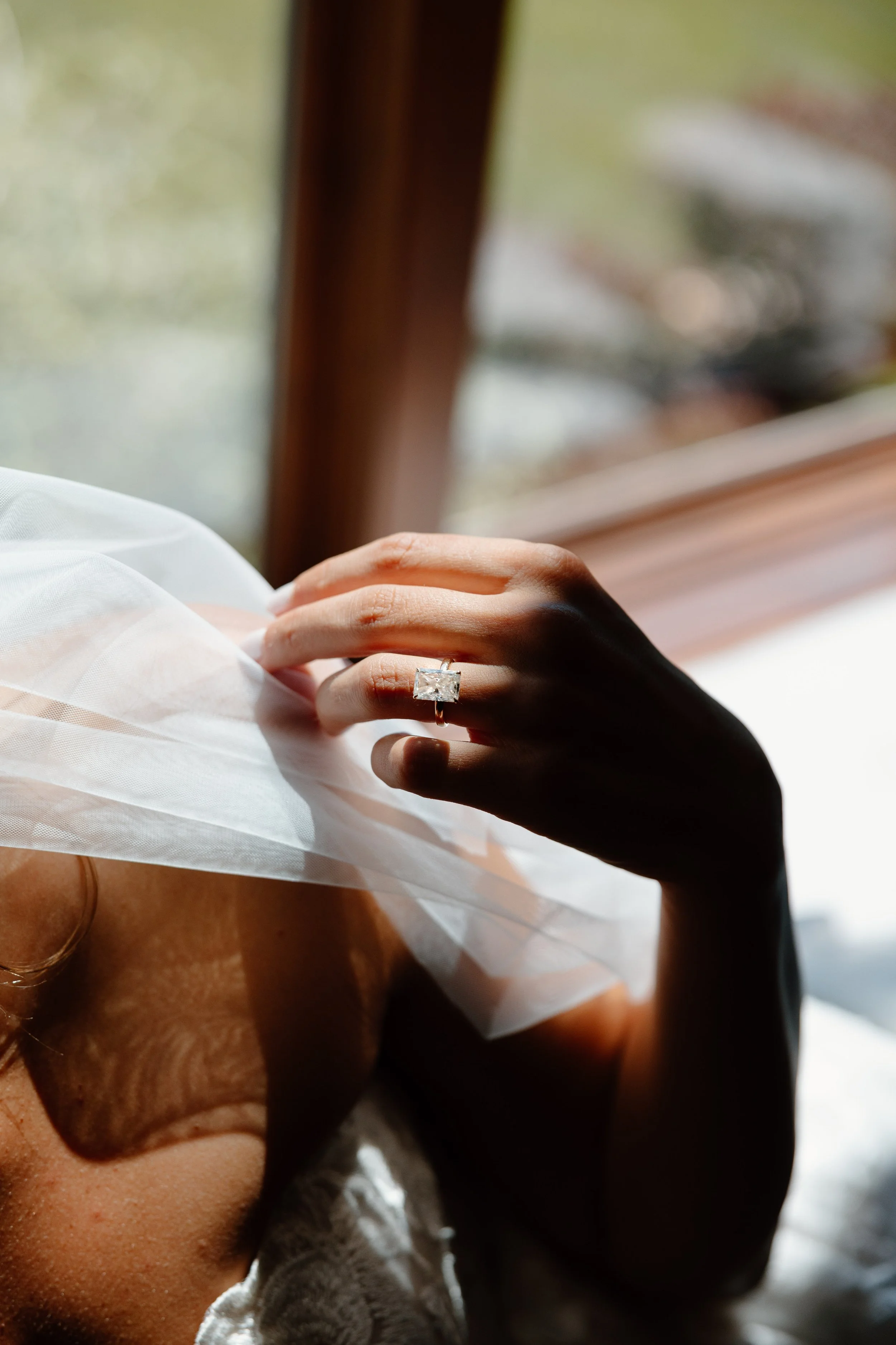 Kerrie_Arthur_Documentry_Style_Wedding_Saugtuck,MI-22.jpg