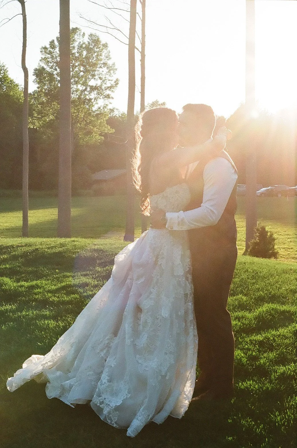 Kerrie_Arthur_Documentry_Style_Wedding_Film_Saugtuck,MI-5.jpg