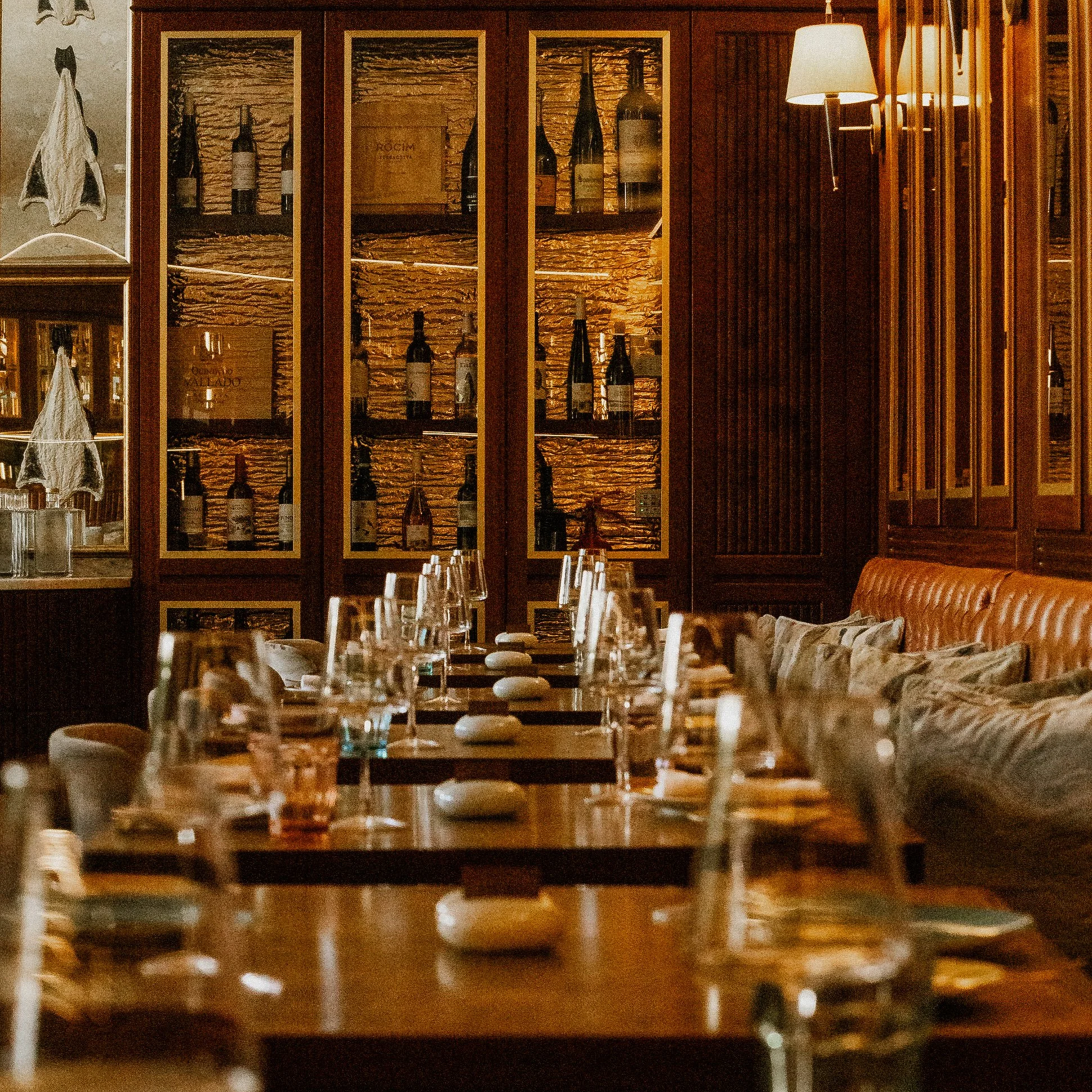 WINE & BOOKS HOTEL LISBON