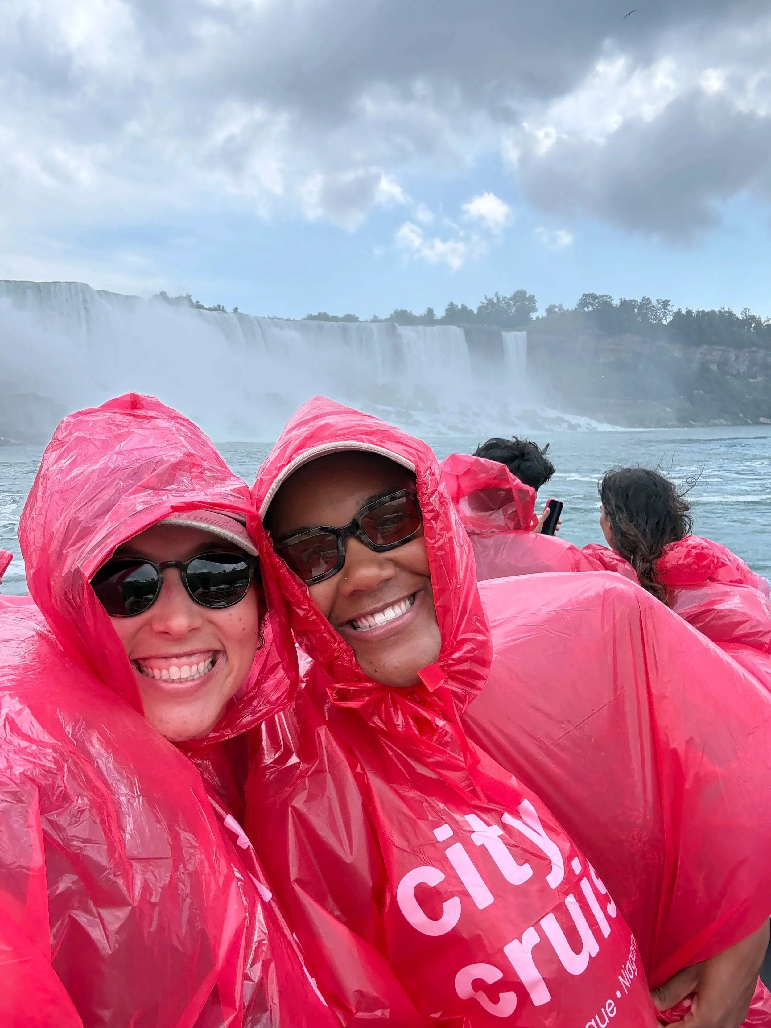 Niagara Falls, Toronto