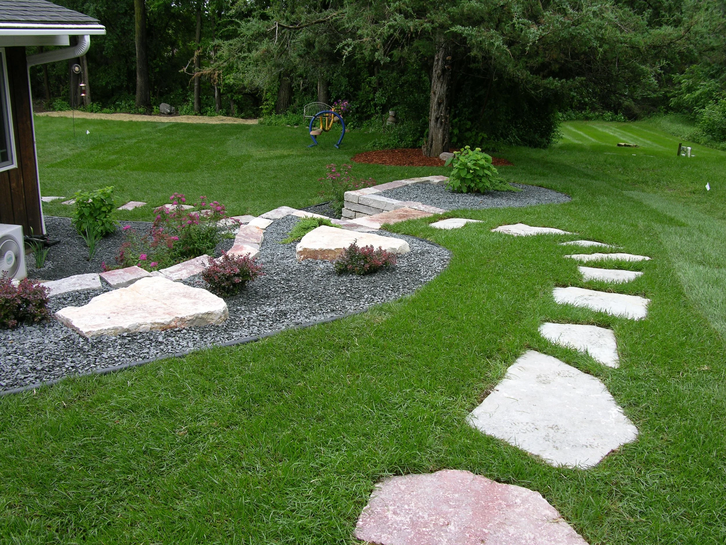 Flagstone Stepping stones 2.JPG