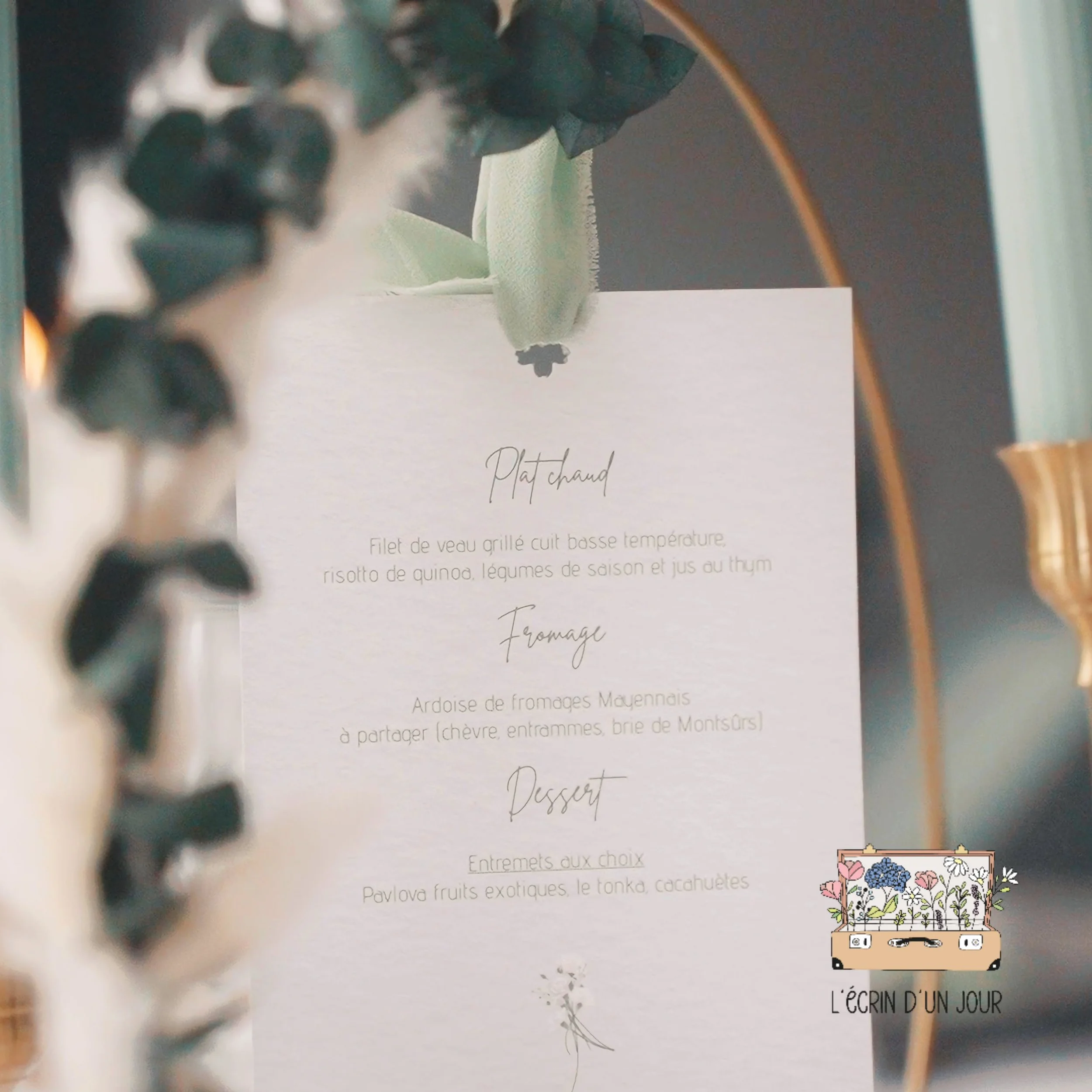 Les petits d&eacute;tails qui rendent un mariage inoubliable&hellip; 🤍

Faire-part, menu, gazette&hellip;
La papeterie donne le ton au jour J ✨

Chez L&rsquo;&Eacute;crin d&rsquo;un Jour, chaque cr&eacute;ation est imagin&eacute;e pour raconter votr