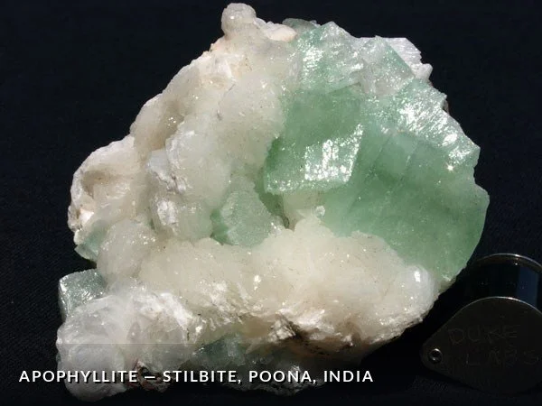 P010 - Apophyllite-Stilbite, Poona, India.jpg
