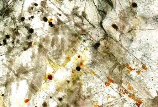 Mica182e.jpg