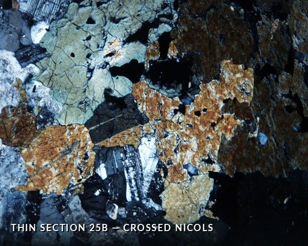 Thin Section 25b - Crossed Nicols.jpg