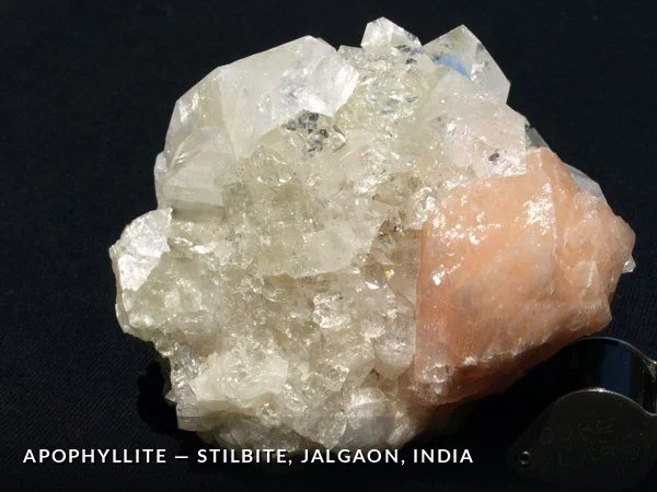P032 - Apophyllite-Stilbite, Jalgaon, India.jpg
