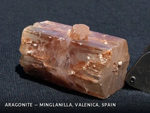 Aragonite - Minglanilla, Valenica, Spain.jpg