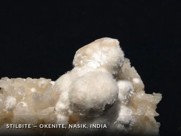 P074a - Stilbite-Okenite, Nasik, India.jpg