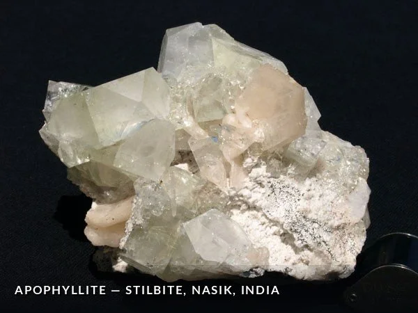 P006 - Apophyllite-Stilbite, Nasik, India.jpg