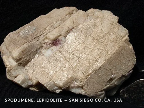 Spodumene, Lepidolite - SanSiegoCo, CA, USA.jpg