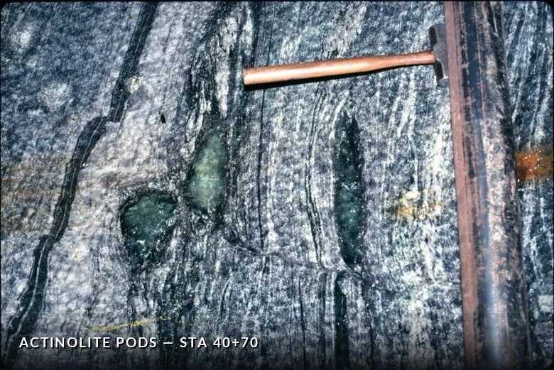 BKTL 4070ActinolitePods.jpg