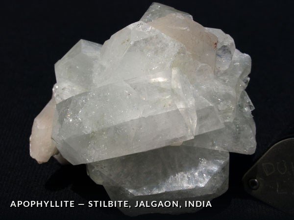 P078 - Apophyllite-Stilbite, Jalgaon, India.jpg