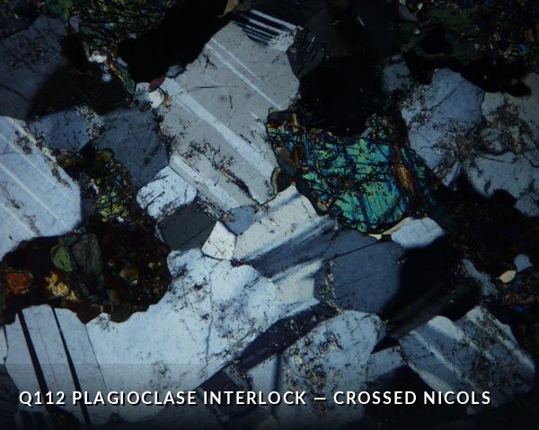 Q112 Plag Interlock XN.jpg