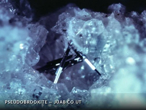 Pseudobrookite - JuabCoUTCrop.jpg