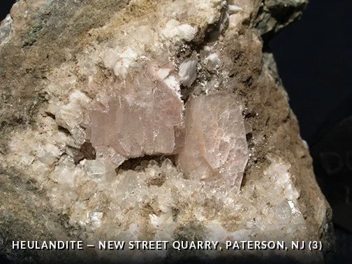 Heulandite - NewStreetQuarry, Paterson, NJ (3).jpg