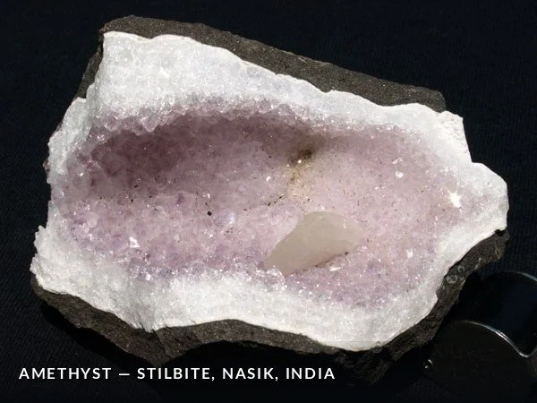 P033 - Amethyst-Stilbite, Nasik, India.jpg