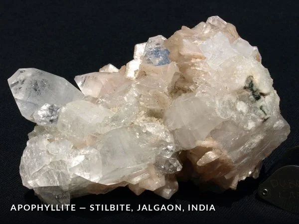 P007 - Apophyllite-Stilbite, Jalgaon, India.jpg