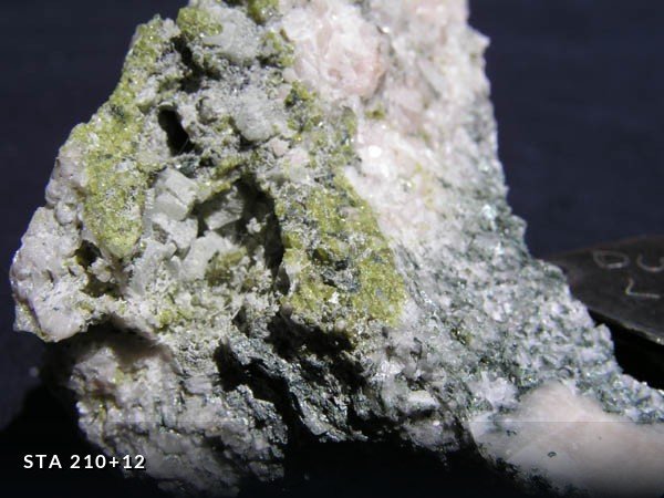 Sta 210+12 - 002.jpg