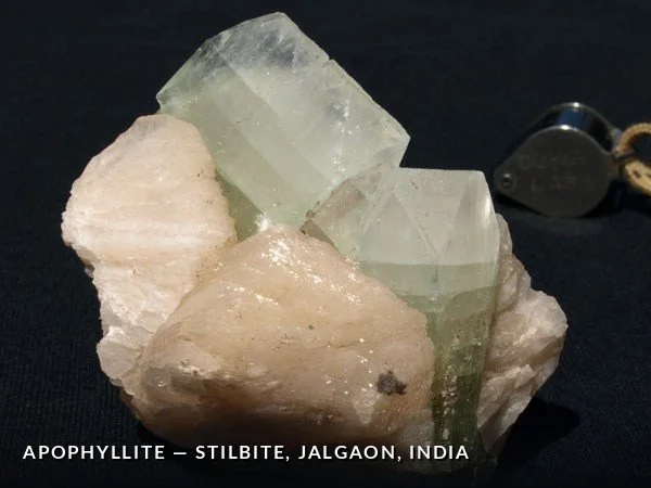 P095 - Apophyllite-Stilbite, Jalgaon, India.jpg