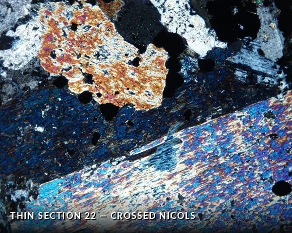 Thin Section 22 - Crossed Nicols.jpg